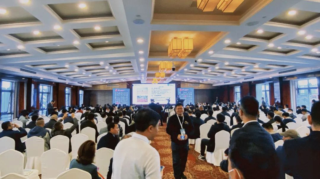 全國石膏砂漿及砂漿輔材生產(chǎn)與應(yīng)用技術(shù)交流大會隆重召開，赫達集團帶來精彩分享！